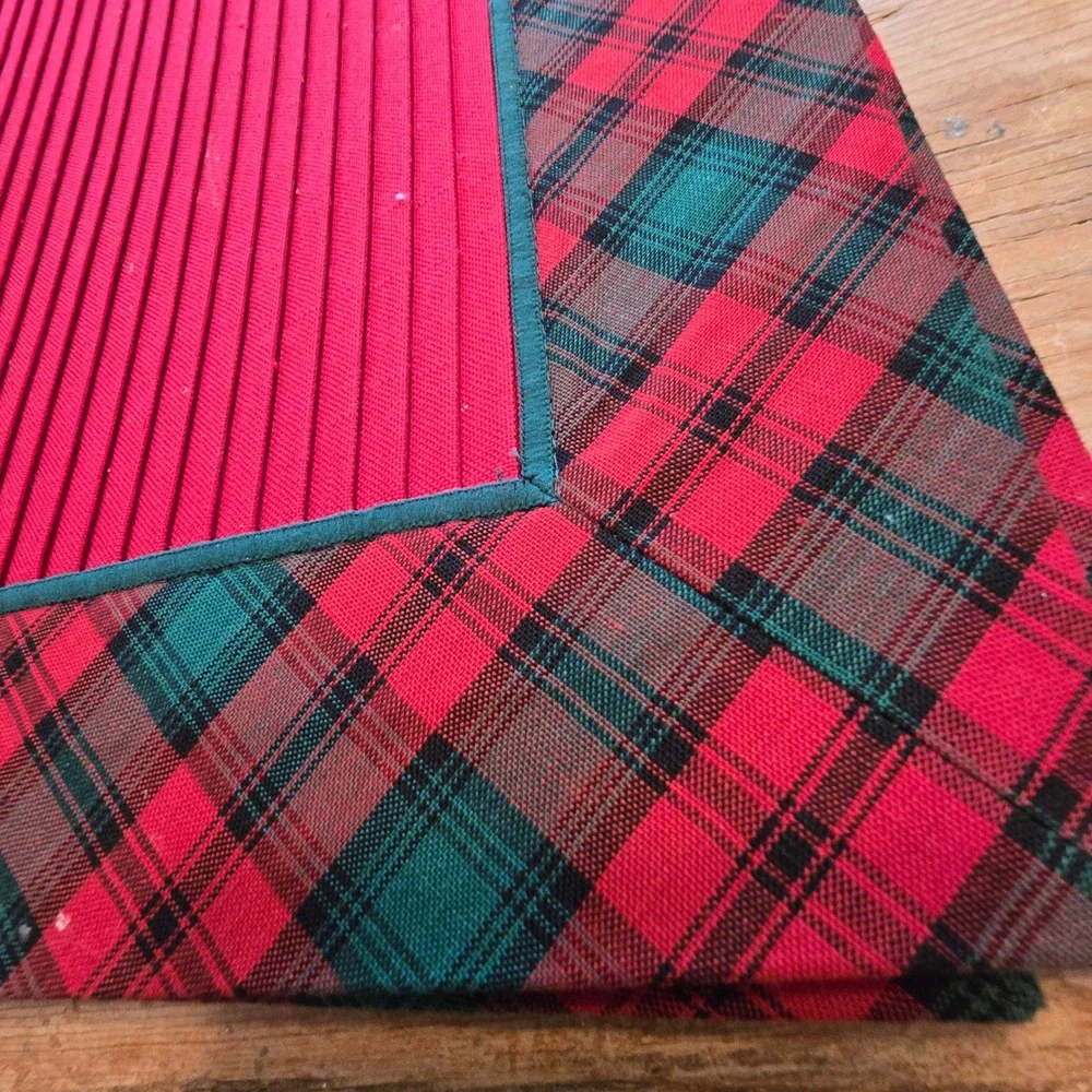 Vintage Holiday Placemats Set of 4 Red Green Plaid Tartan Christmas Traditional